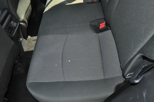 2025 Toyota RAV4 XLE photo 13