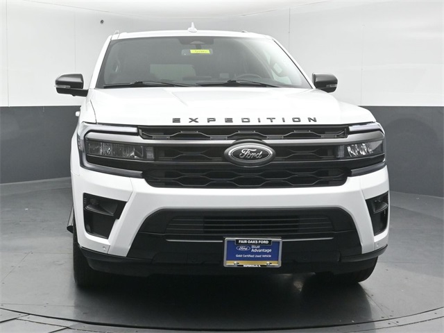 2024 Ford Expedition MAX Limited photo 2
