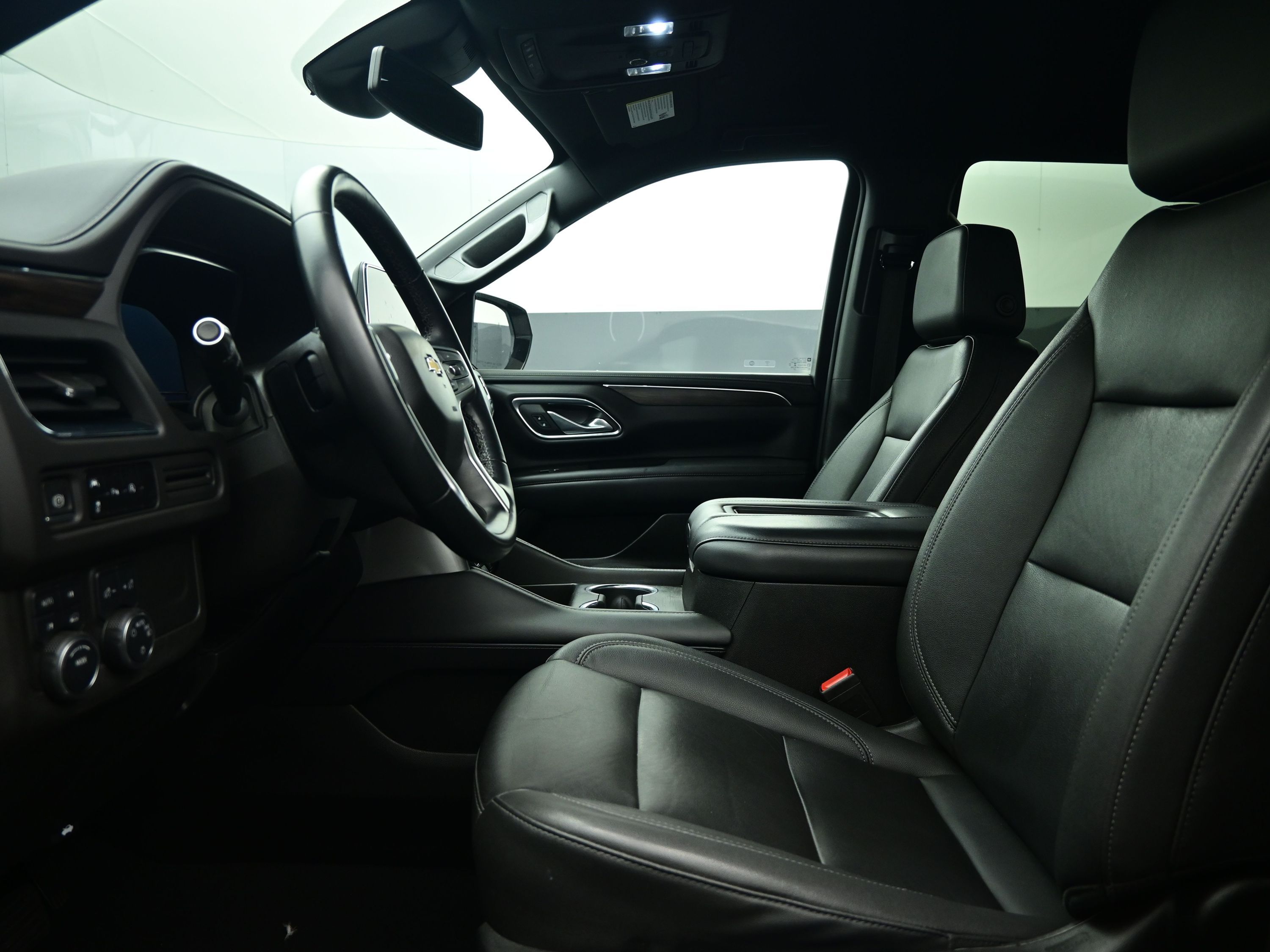 2023 Chevrolet Tahoe LT photo 3