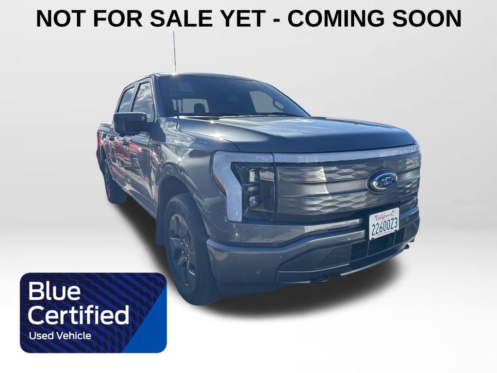 2023 Ford F-150 Lightning Lariat's photo