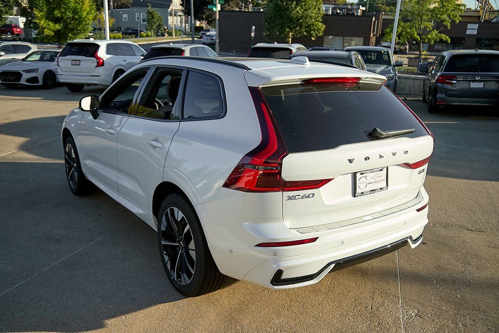 2026 VOLVO XC60 - Image 6