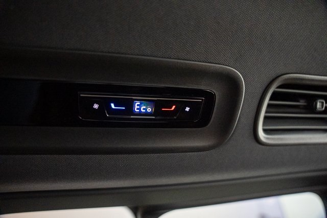 2025 Volkswagen ID. Buzz Pro S photo 25