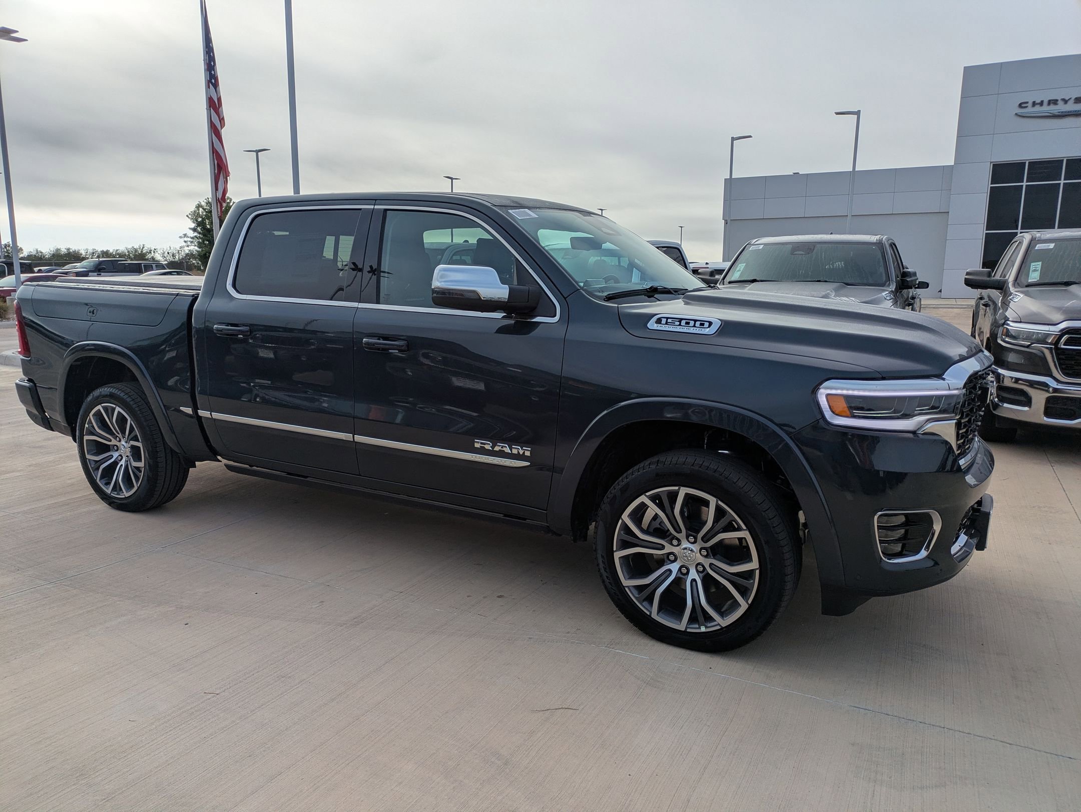 2026 Ram 1500 photo 2