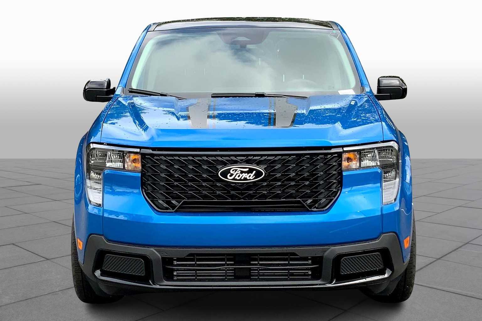 2025 Ford Maverick XLT photo 3