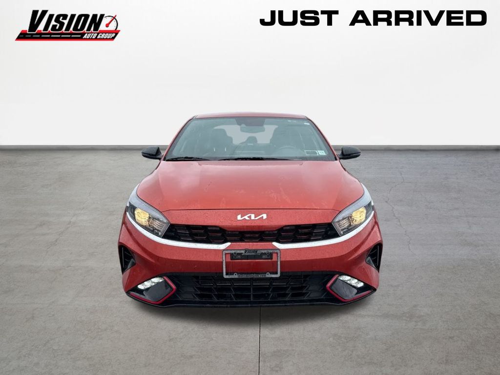 2023 Kia Forte GT-Line photo 2