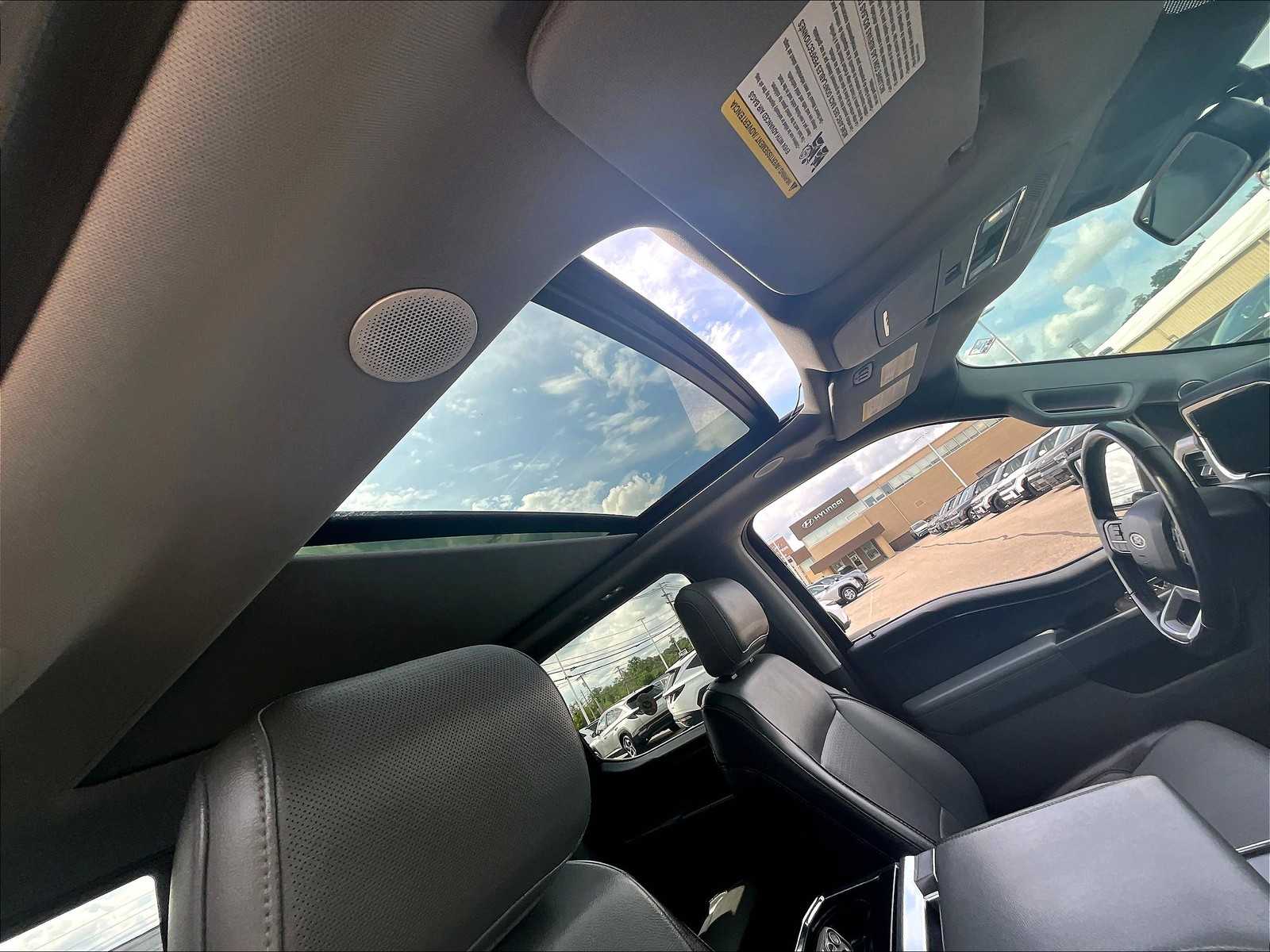 2021 Ford F-150 Lariat photo 21