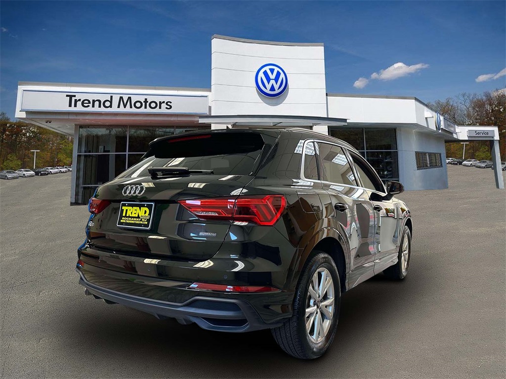 2023 Audi Q3 Premium S line photo 4