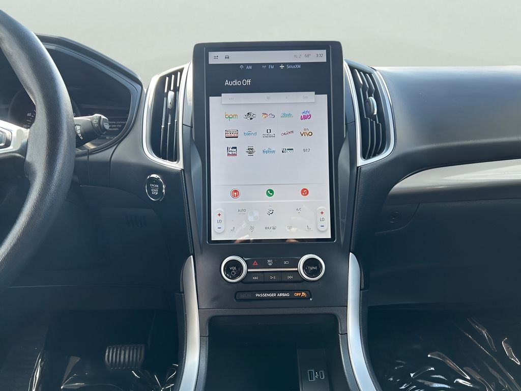 2023 Ford Edge SEL photo 13