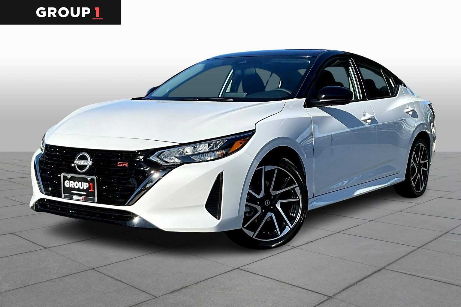 2025 Nissan Sentra SR's photo