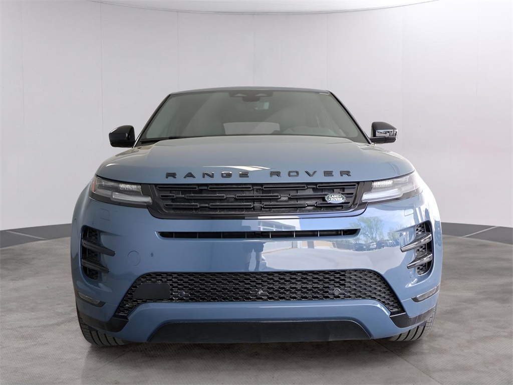 2026 Land Rover Range Rover Evoque Dynamic SE photo 2