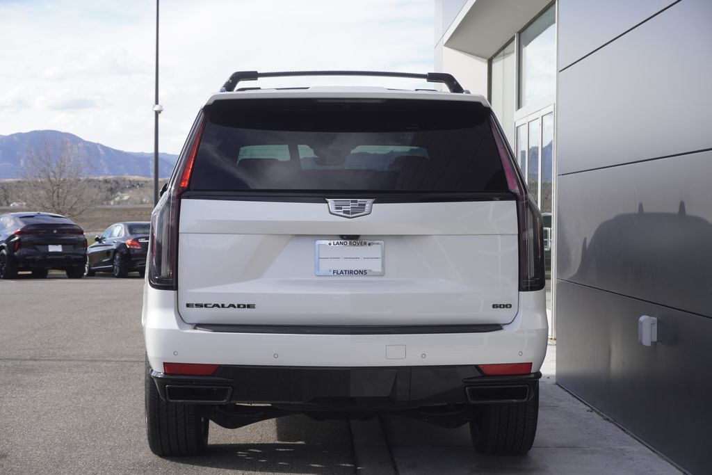 2021 Cadillac Escalade Sport photo 4