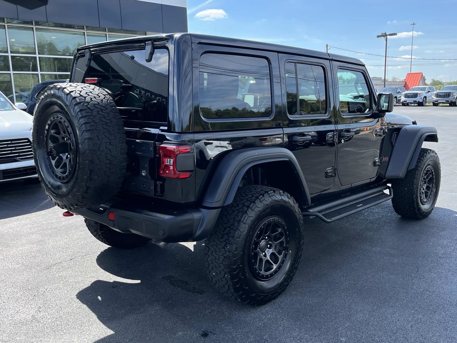 2022 Jeep Wrangler Unlimited Rubicon photo 3