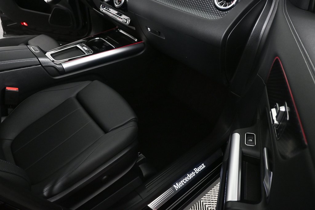 2025 Mercedes Benz GLA 250 photo 20