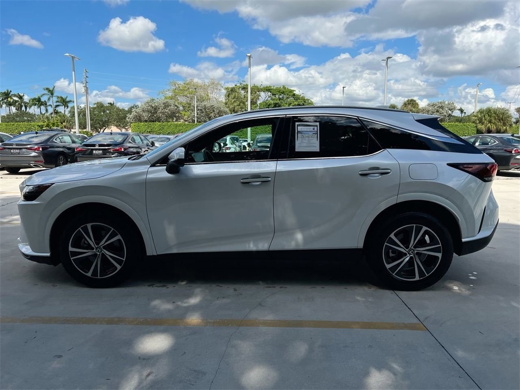 2024 Lexus RX 350 Premium photo 3