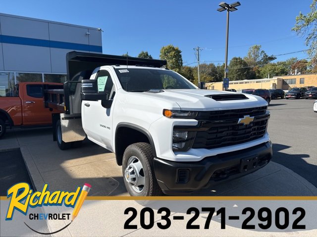 2025 Chevrolet Silverado 3500HD Work Truck's photo