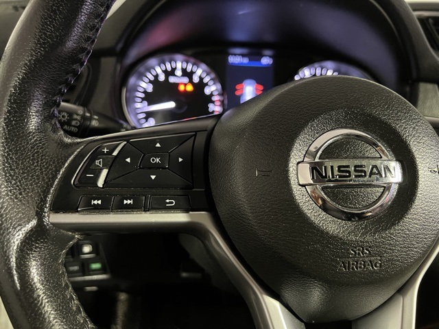 2019 Nissan Rogue SL photo 16