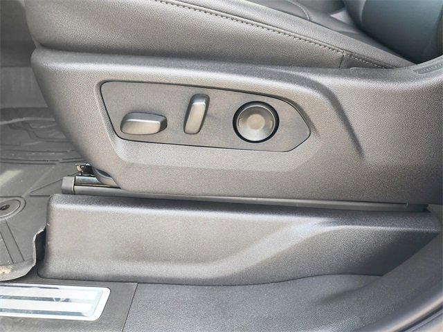 2026 Chevrolet Silverado 1500 RST photo 14