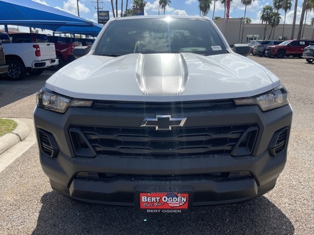 2025 Chevrolet Colorado LT photo 2