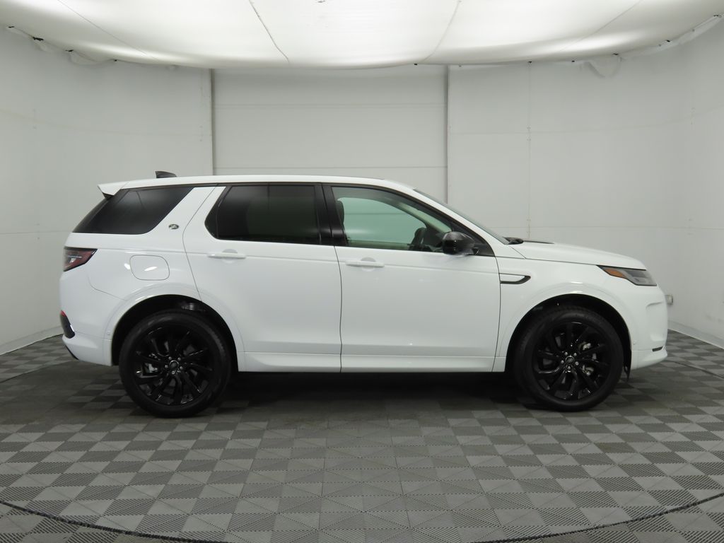 2025 Land Rover Discovery Sport S photo 3