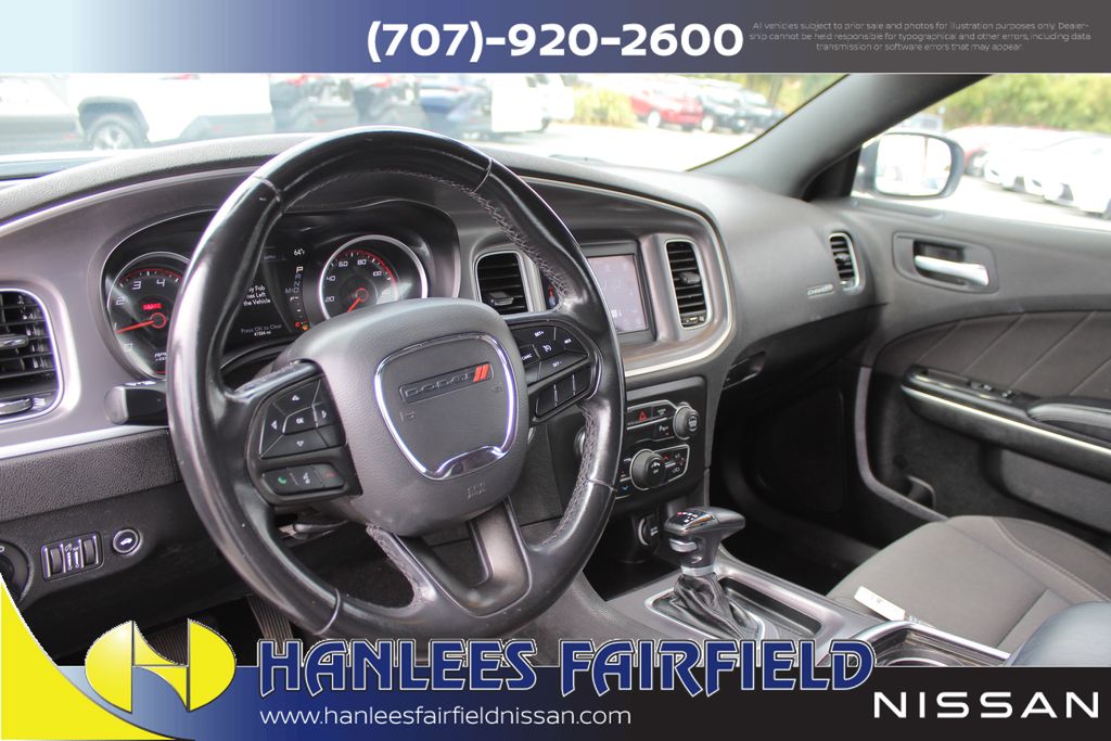 2022 Dodge Charger SXT photo 11