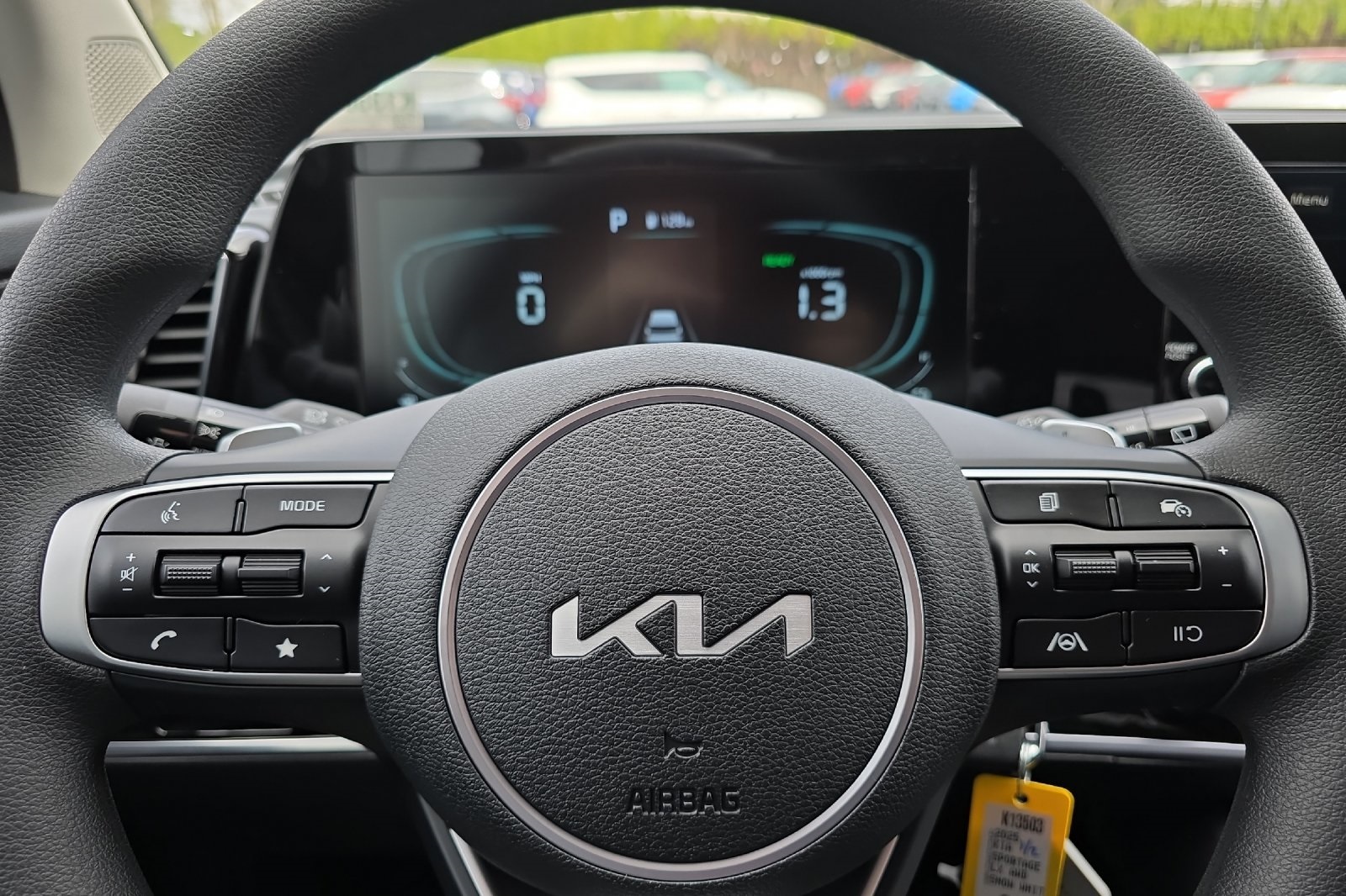2025 Kia Sportage Hybrid LX photo 17