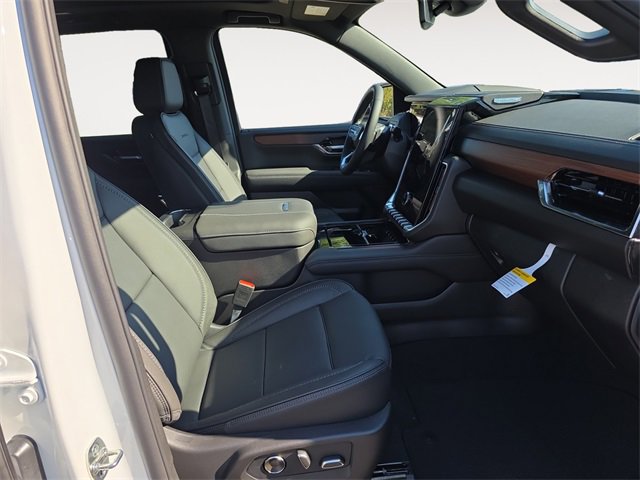 2025 Gmc Yukon Denali photo 15