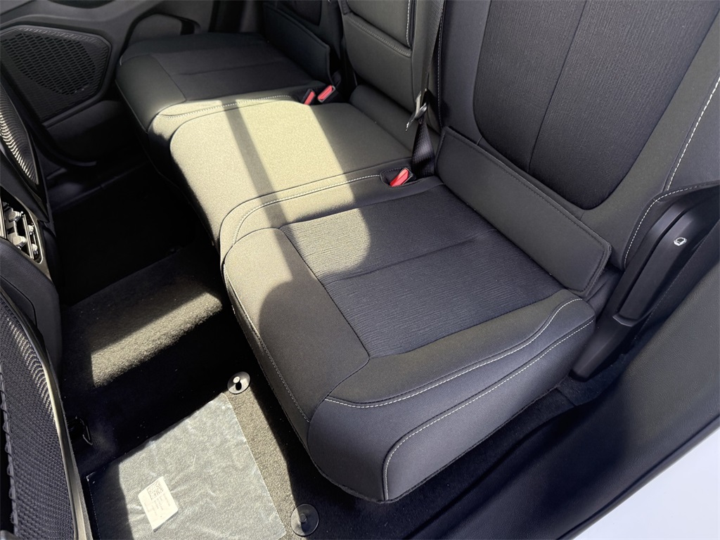 2025 Jeep Grand Cherokee Laredo photo 29