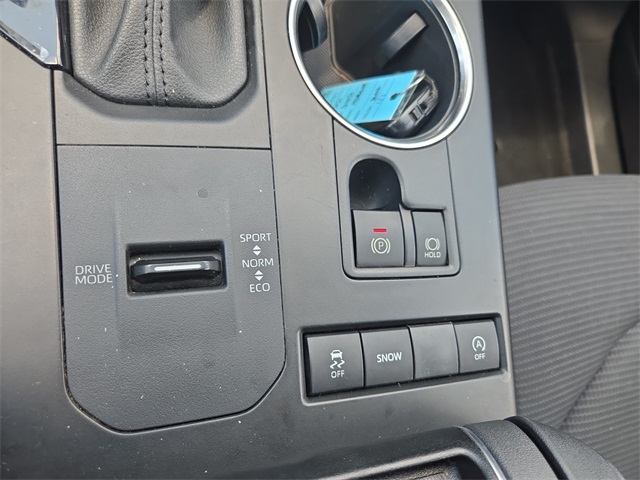 2021 Toyota Highlander L photo 21