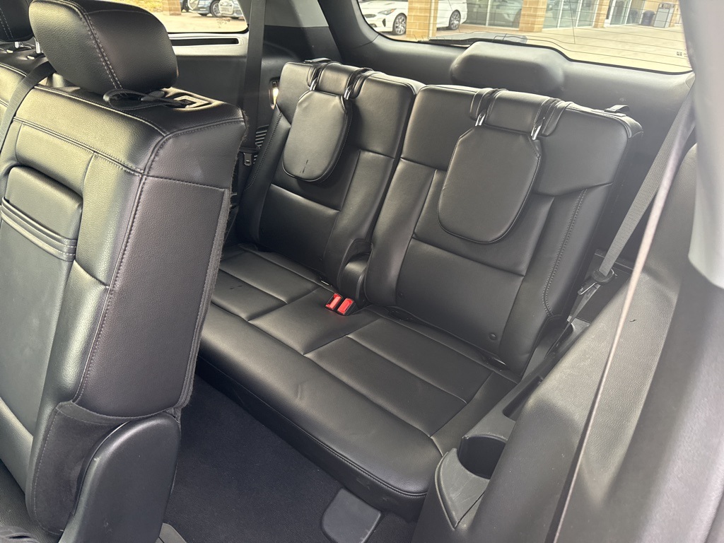 2023 Ford Explorer Limited photo 17