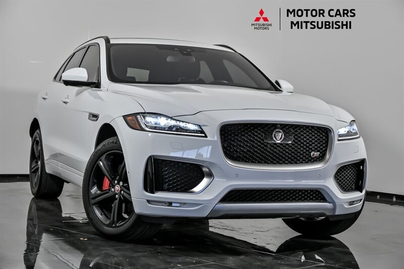 2018 Jaguar F-PACE S