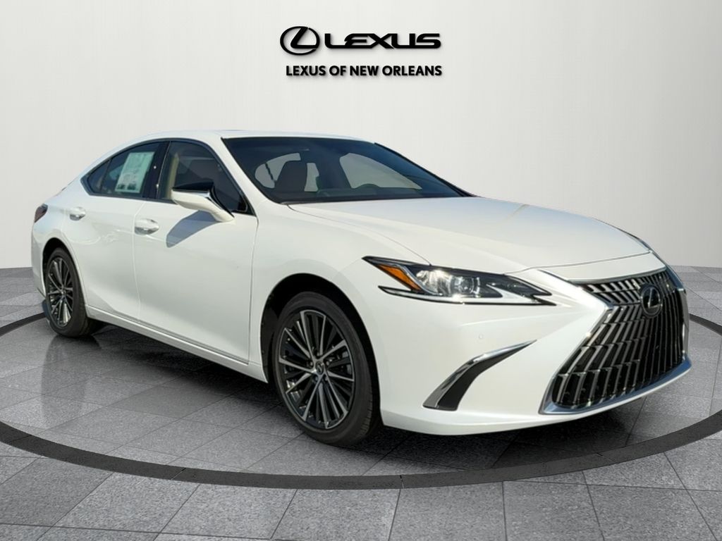 2025 Lexus ES 350's photo