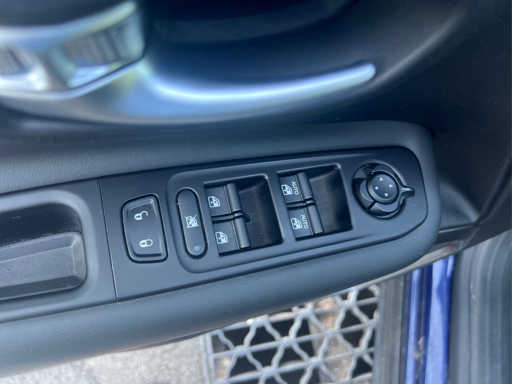 2021 Jeep Renegade Limited photo 29