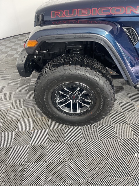 2025 Jeep Wrangler Rubicon X photo 13
