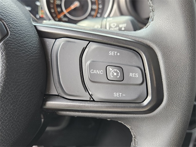 2023 Jeep Gladiator Willys photo 24