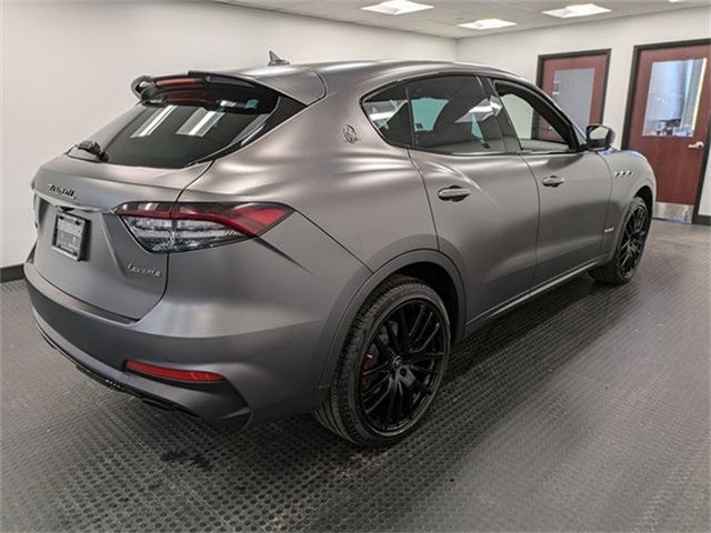 2021 Maserati Levante GranSport photo 4