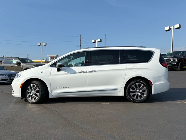 2023 Chrysler Pacifica Hybrid Pinnacle photo 11