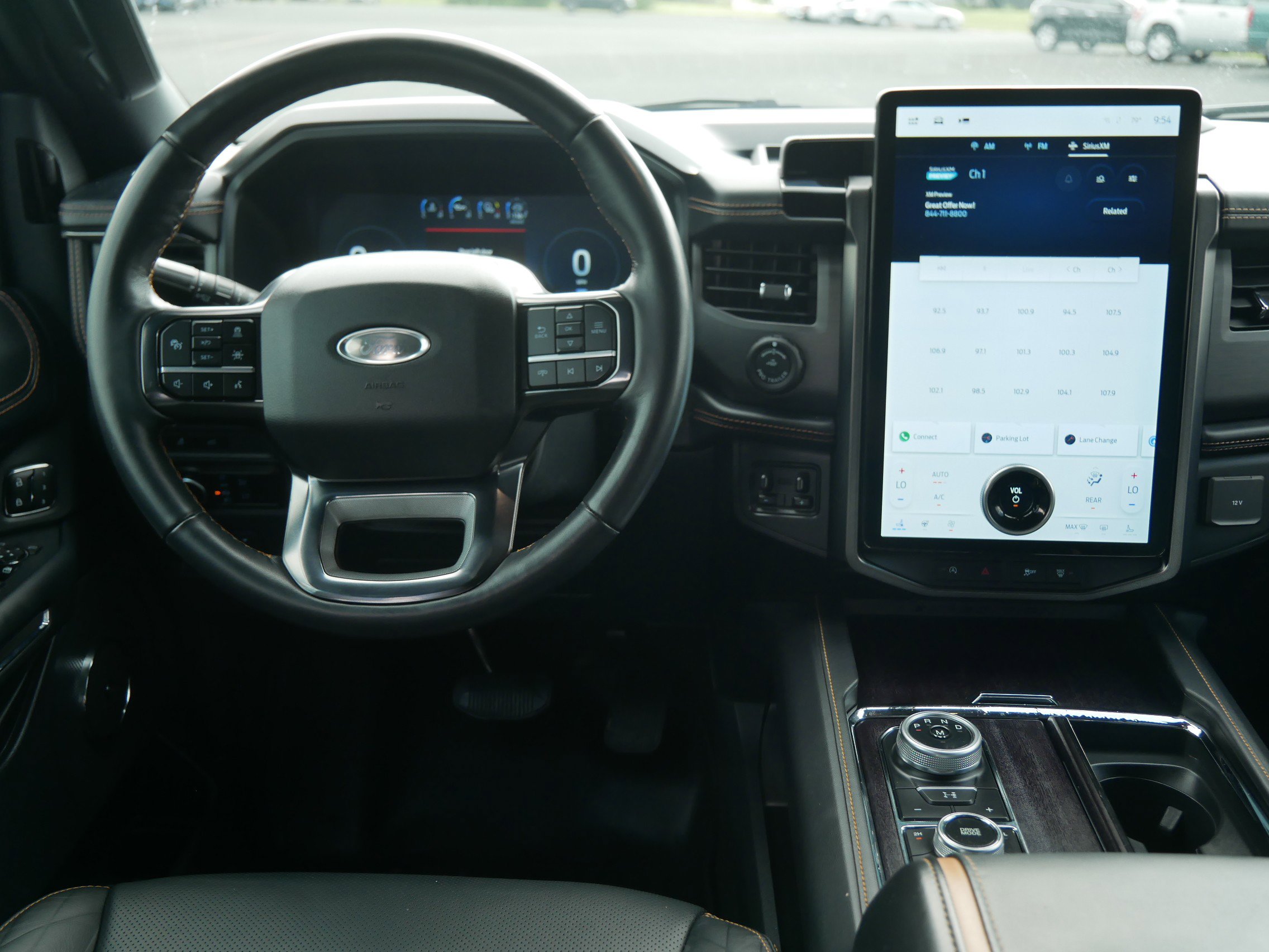 2024 Ford Expedition MAX Platinum photo 17
