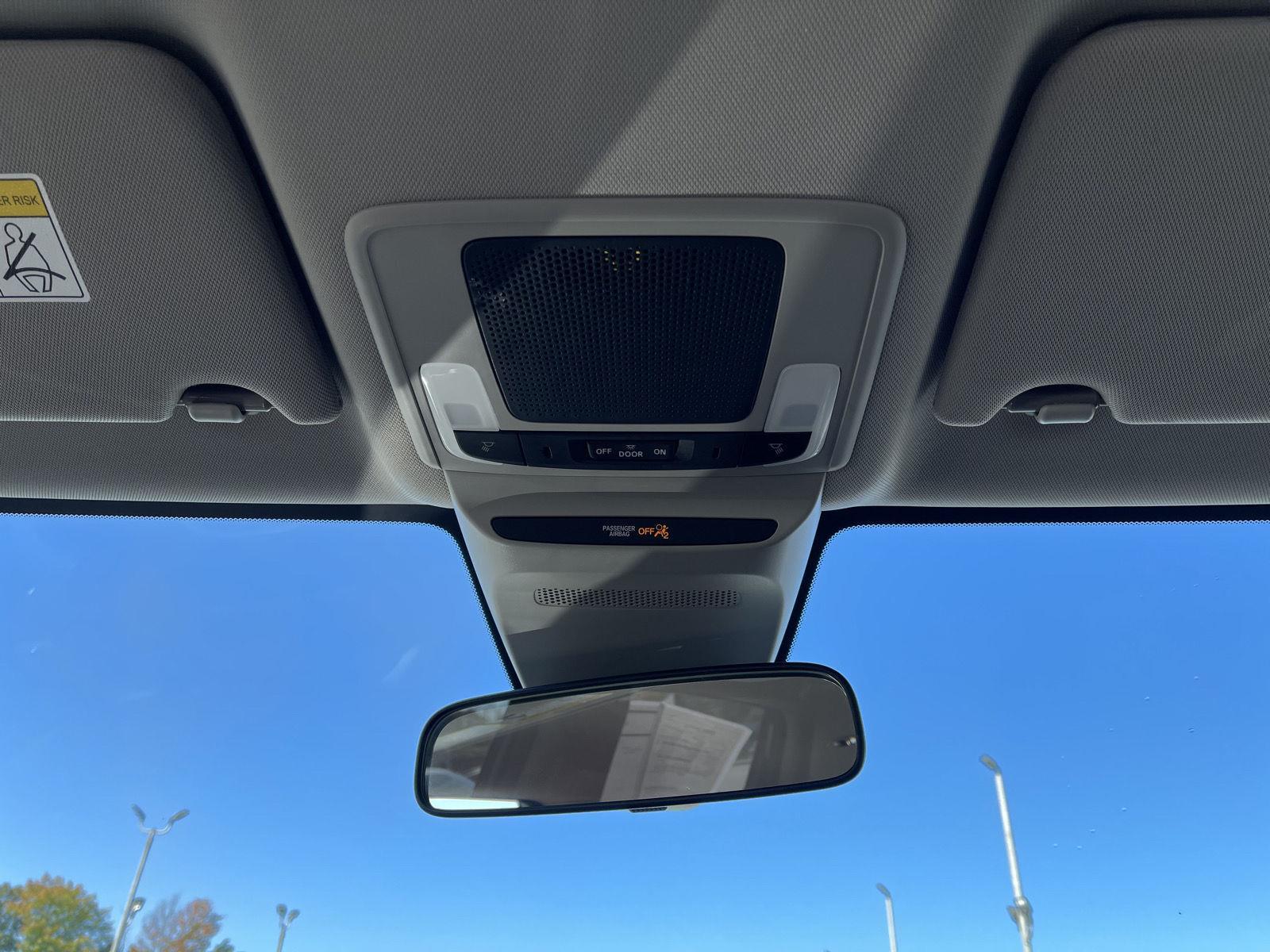 2023 Honda HR-V LX photo 11