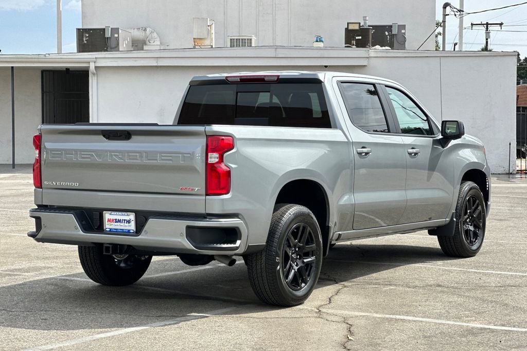 2026 Chevrolet Silverado 1500 RST photo 4