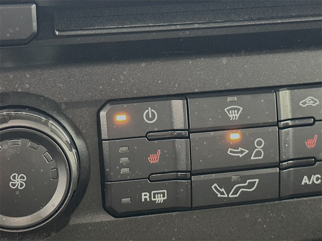 2018 Ford F-150 XLT photo 19