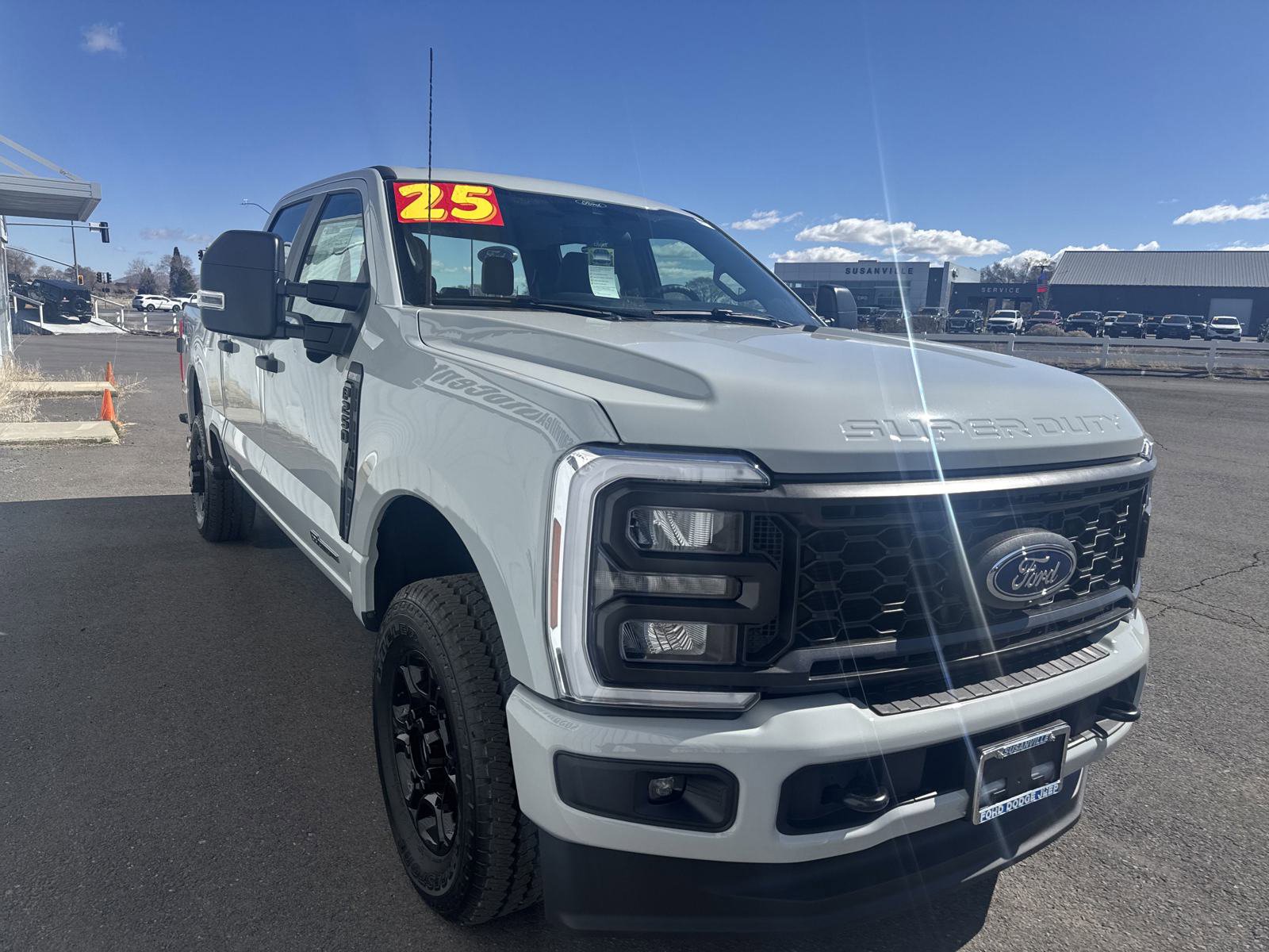 2025 Ford F-250 XL photo 3