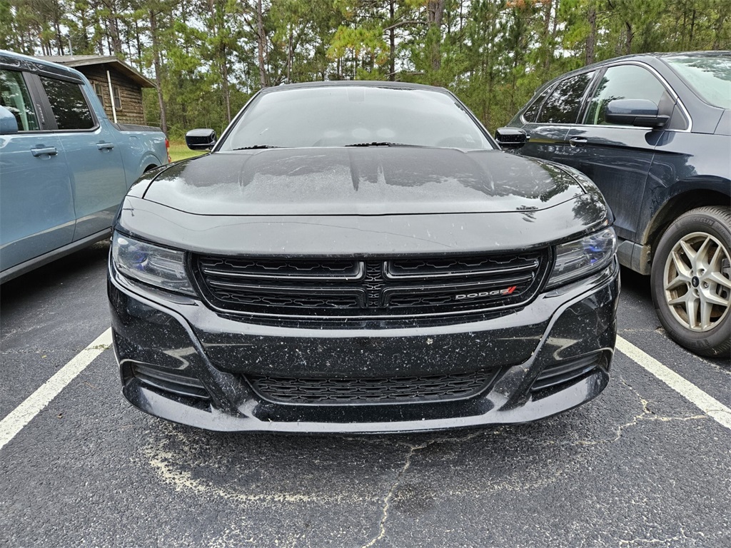 2018 Dodge Charger SXT photo 2