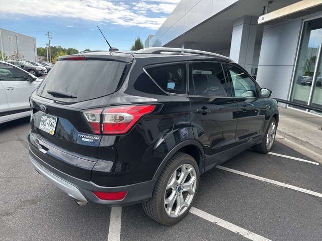 2017 Ford Escape Titanium photo 3