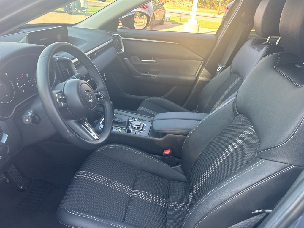 2025 Mazda CX-50 2.5 Select photo 7