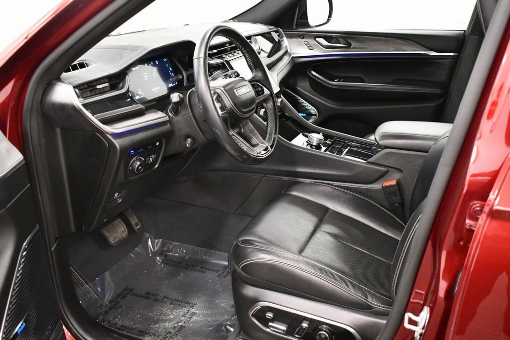 2023 Jeep Grand Cherokee Overland 4xe photo 12