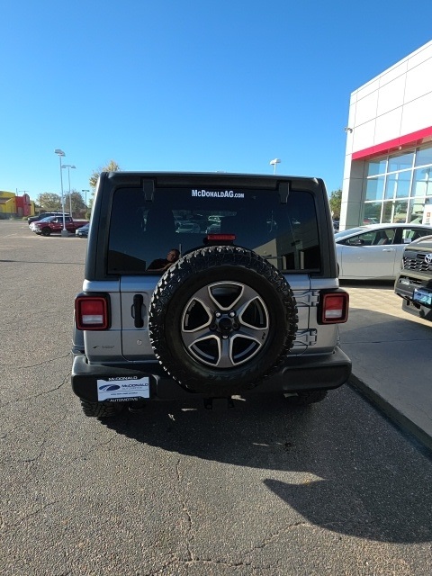 2018 Jeep Wrangler Unlimited Sport S photo 4