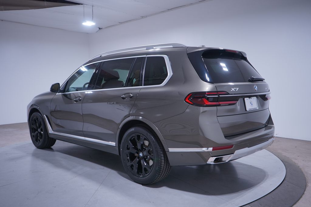 2023 Bmw X7 xDrive40i photo 2