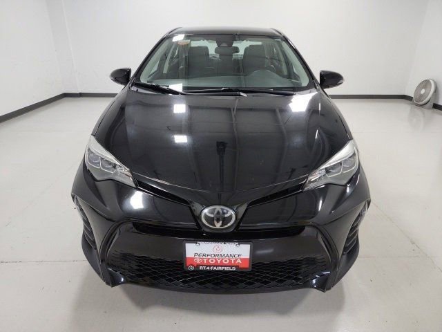 2019 Toyota Corolla LE photo 2