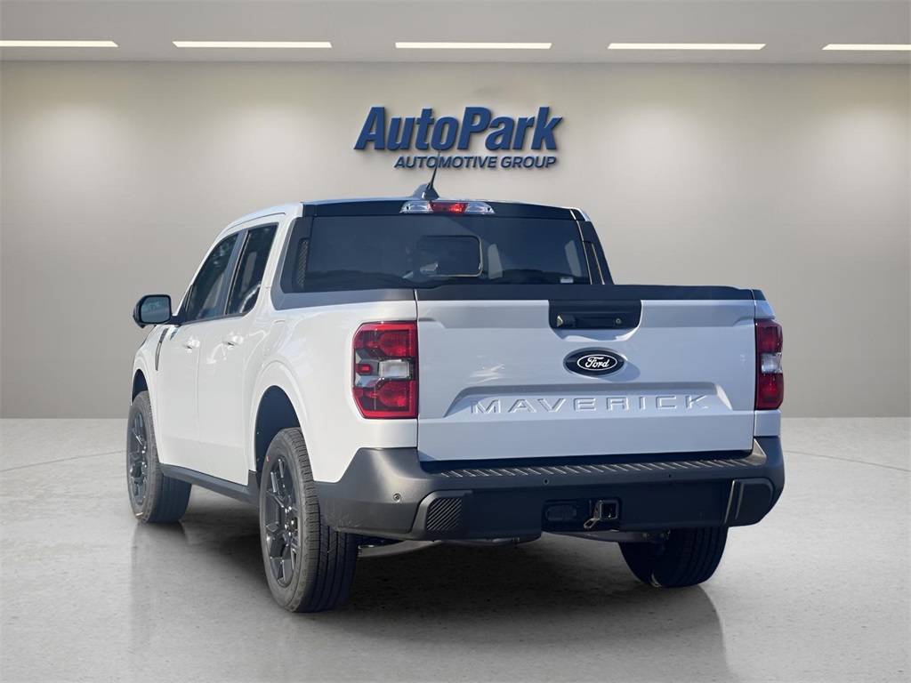 2025 Ford Maverick Lariat photo 2