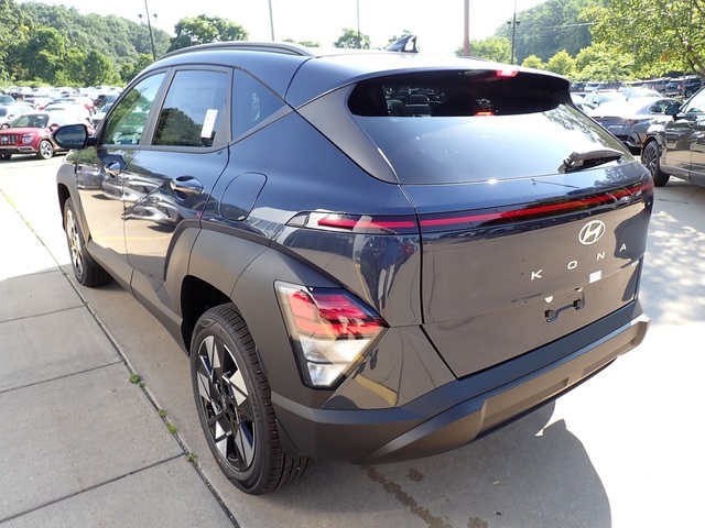 2025 Hyundai Kona SEL photo 3